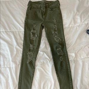 American Eagle Army Green destroyed Hi-Rise Jegging